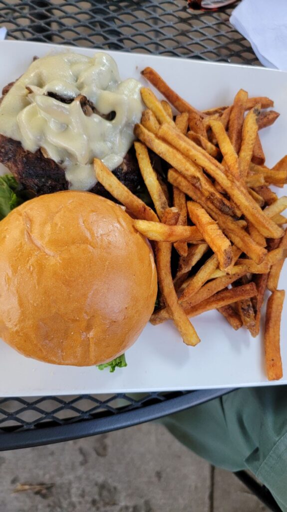 Cassidy\\\\\\\\\\\\\\\'s Sports Grill 5